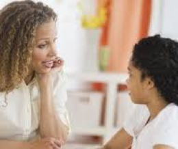 چگونه از فرزندم در مورد اتفاقات روزش سوال کنم؟